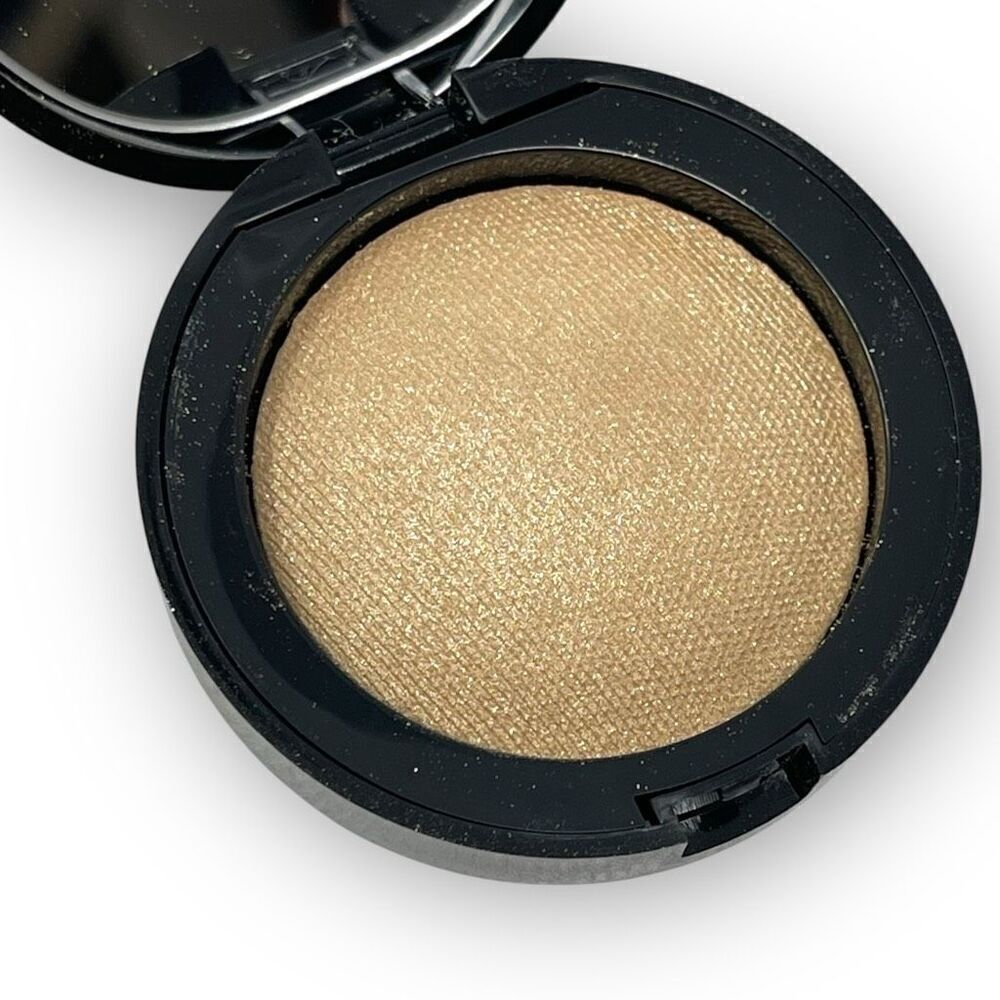 Bobbi Brown Diamond Dust Eye Shadow Gilded 4 .05 oz 1.5 g New without box - Picture 3 of 6
